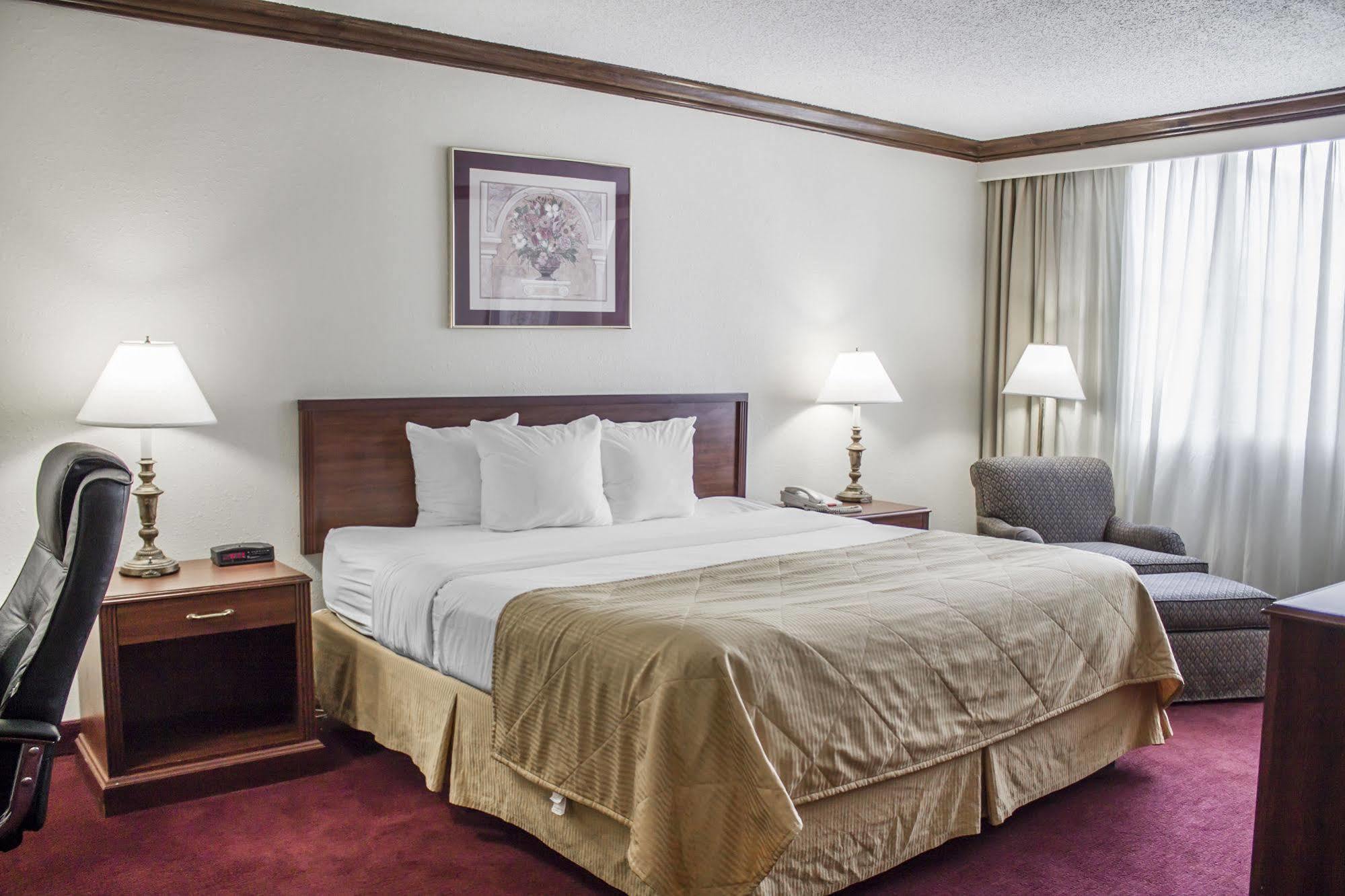 Norwood Inn Hudson Kültér fotó